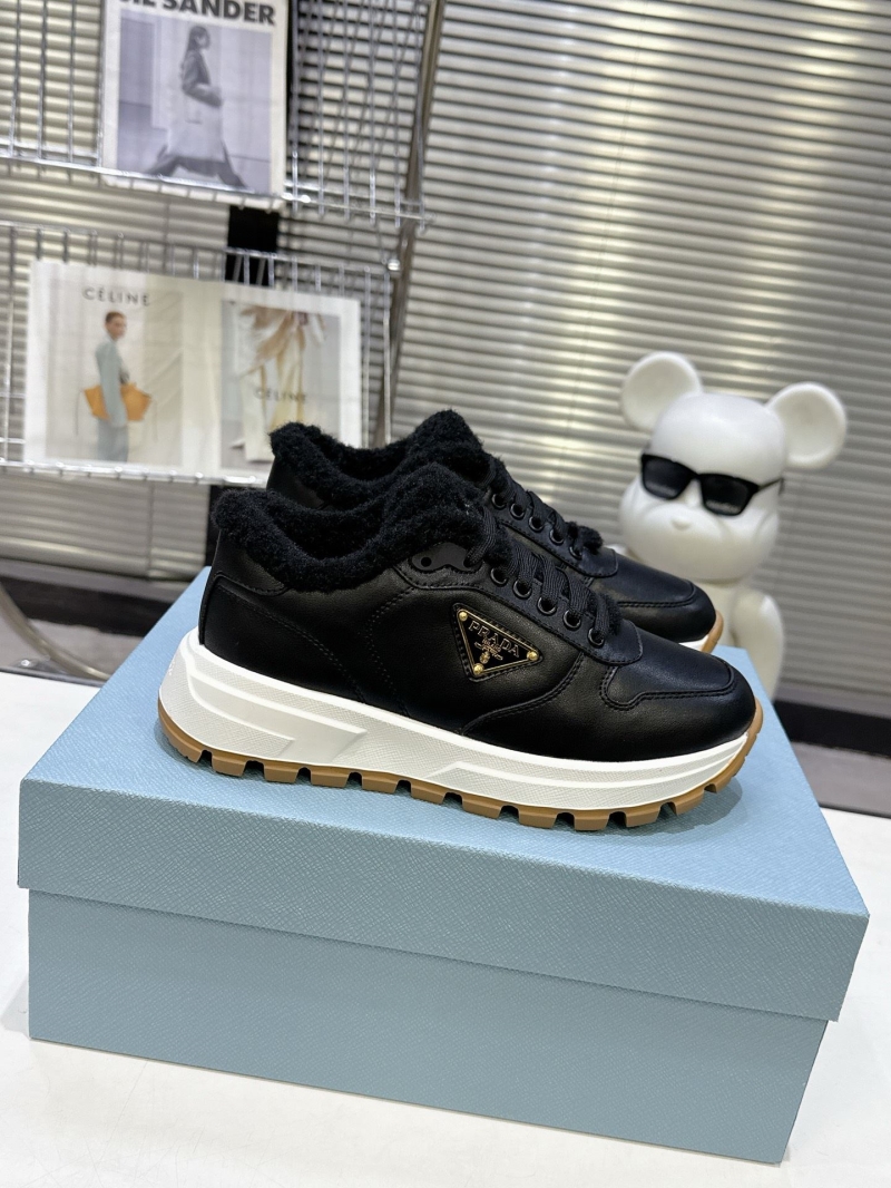 Pra*a sneakers